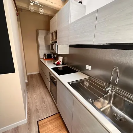 Mansarda Mazzini 的里雅斯特